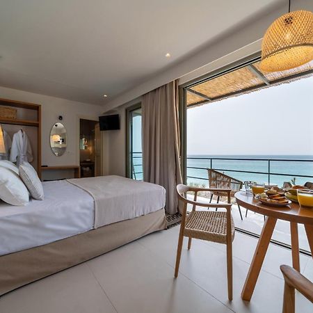 Thea Beachfront Suites In Lourdas Beach Lourdata  Esterno foto